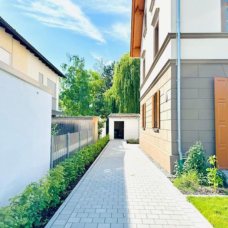 E&K Living - Design Apartments - Netflix - Audi - In Village - Free Parking Ingolstadt Ngoại thất bức ảnh